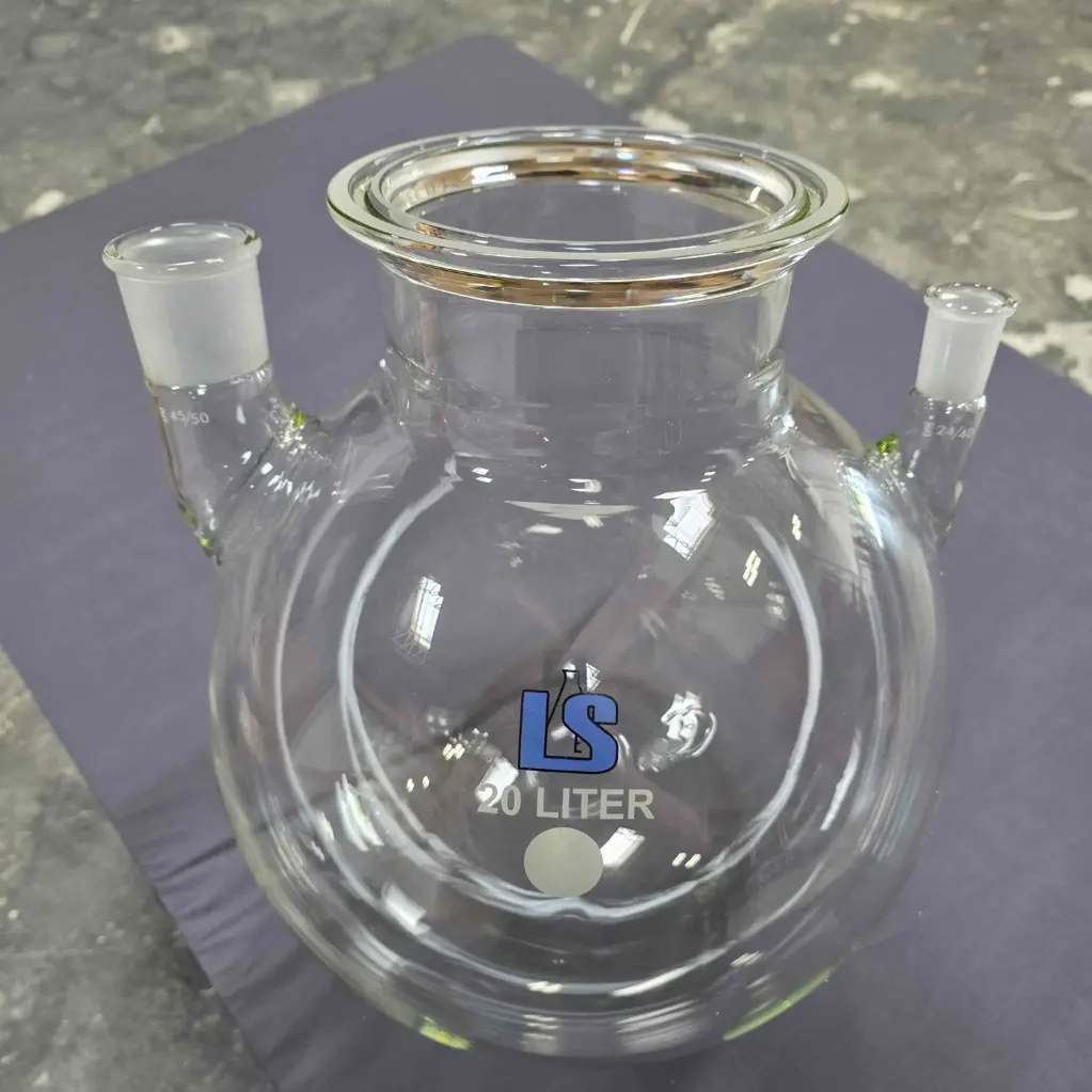 Round Bottom Flask – 20 L, 3-Neck (45/50, 24/40, 150 mm)