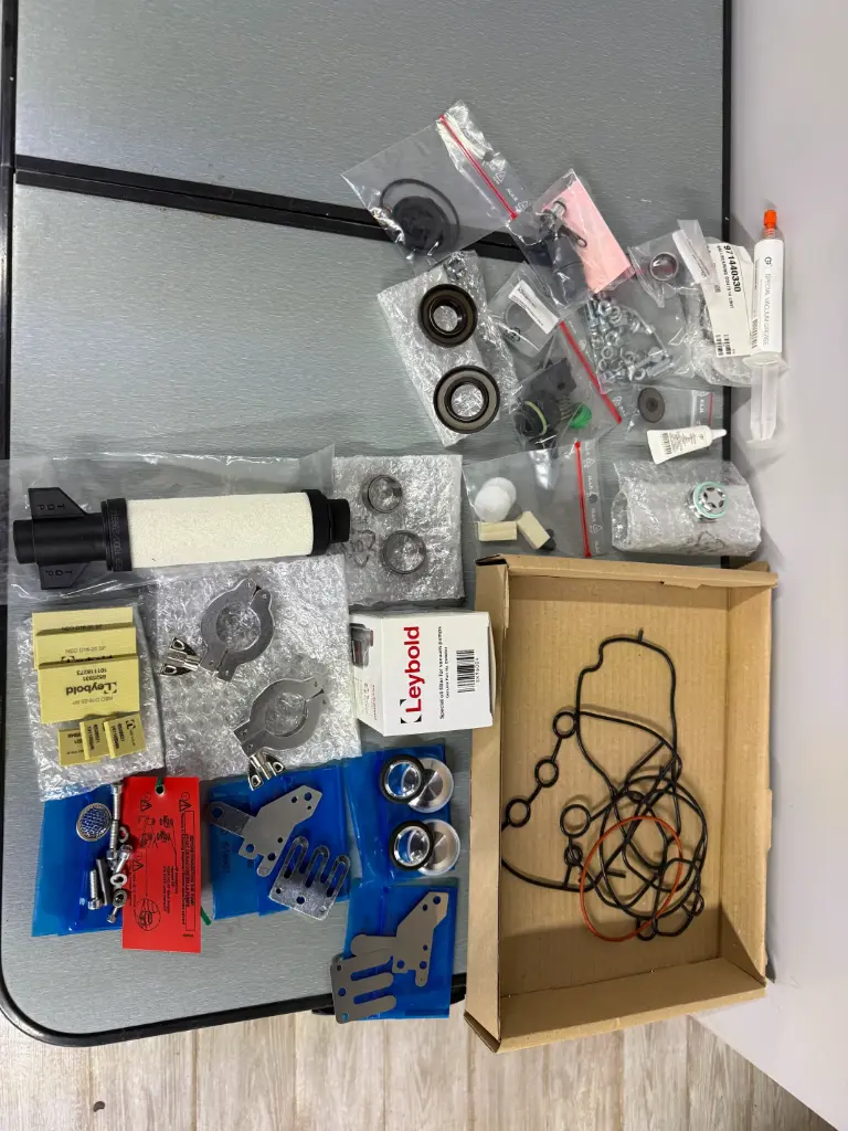 Leybold EK9701RES Vacuum Pump Repair Kit (FKM)