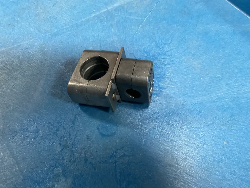 clamping cross 30x16, CDU hardware, distillation unit clamp part, industrial mechanical fastener, CDU assembly component, equipment retention part