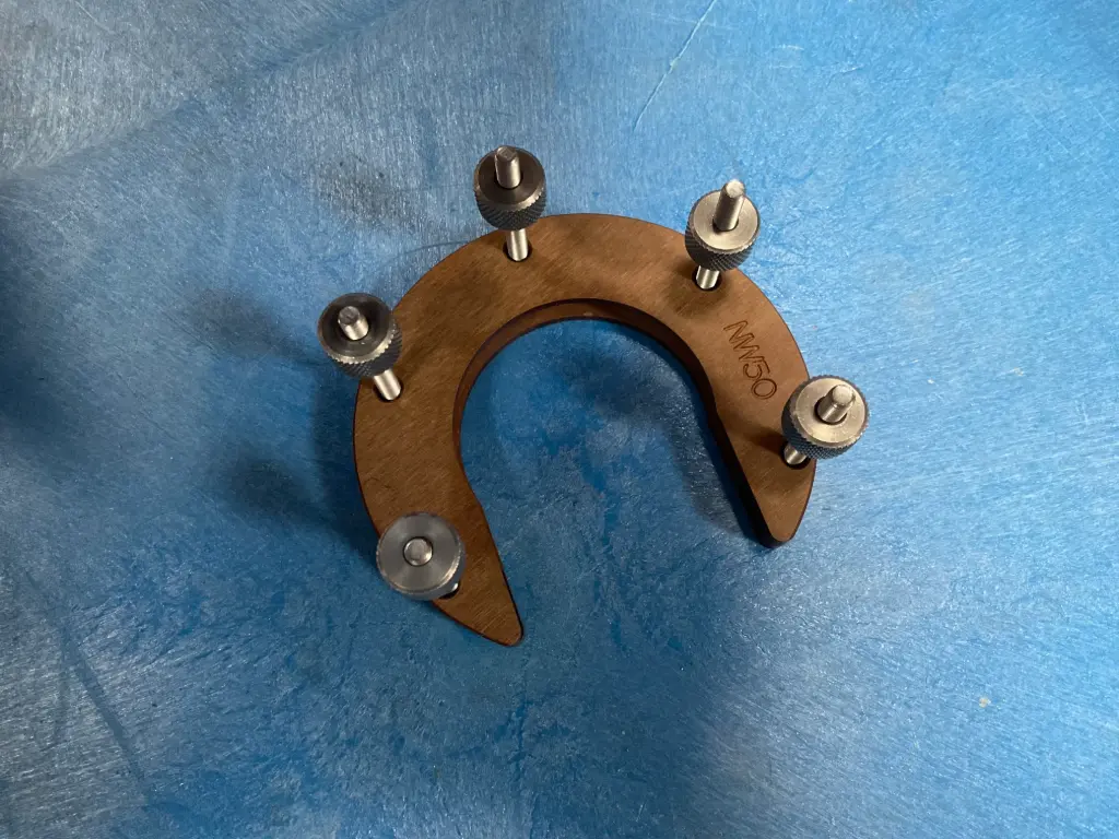 Flange Connection HVDN50 – Clamp Component (Pertinax)